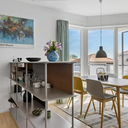 Sopark Lejl 32 * Gudhjem