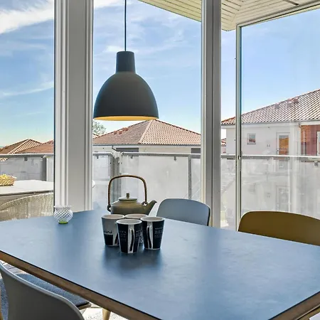 Sopark Lejl 32 * Gudhjem